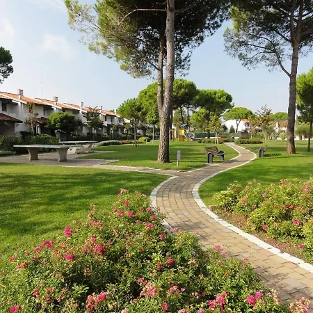 Villaggio Danubio Bibione Exterior foto